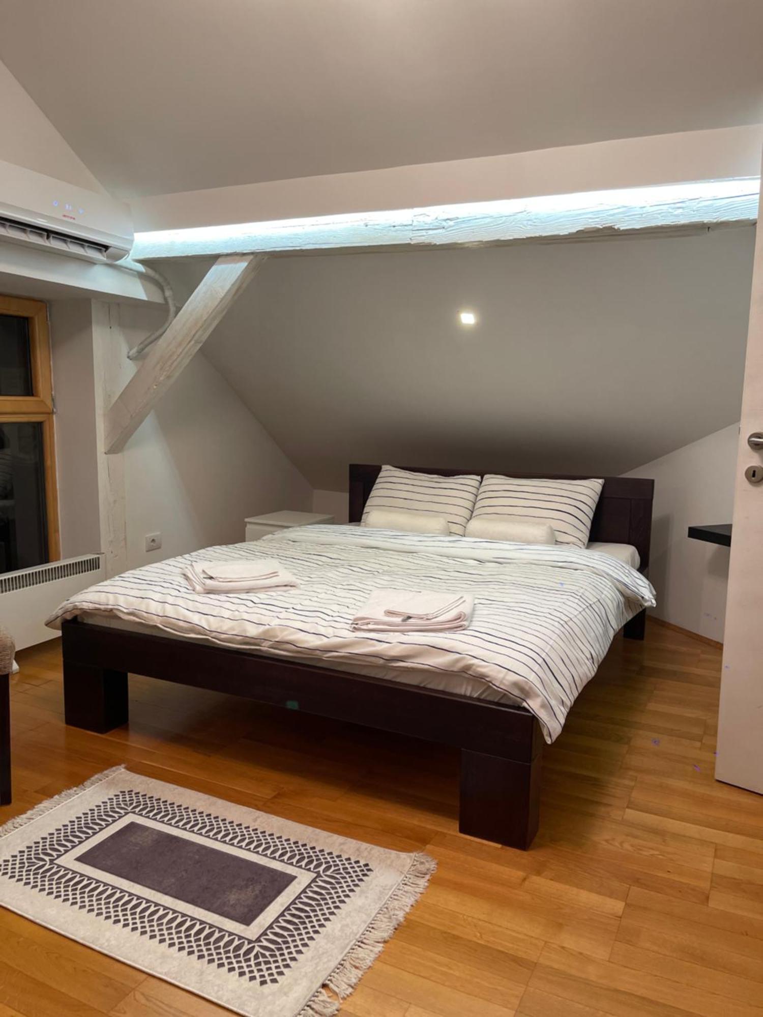 Double Bedroom In Apartment *